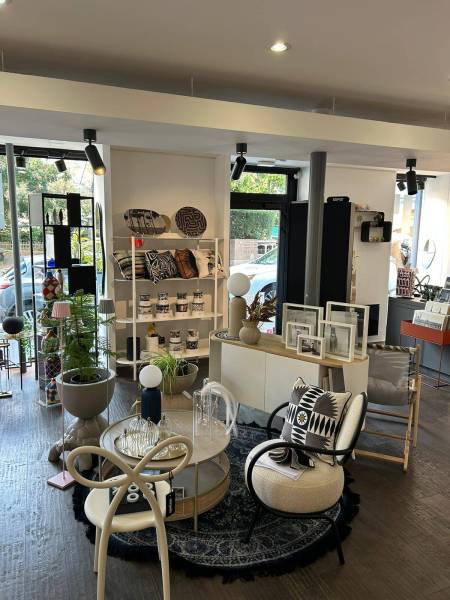 Magasin de vente de mobilier et textiles contemporain haut de gammes à Nancy